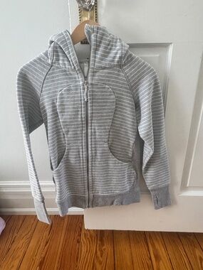 Lululemon Zip Up Hoodie (XS/S)